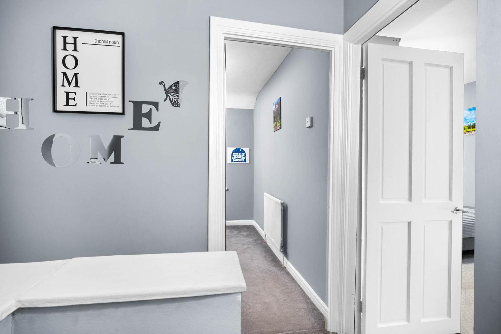 Stylish 3 Bedroom Home Away From Home برمنغهام المظهر الخارجي الصورة