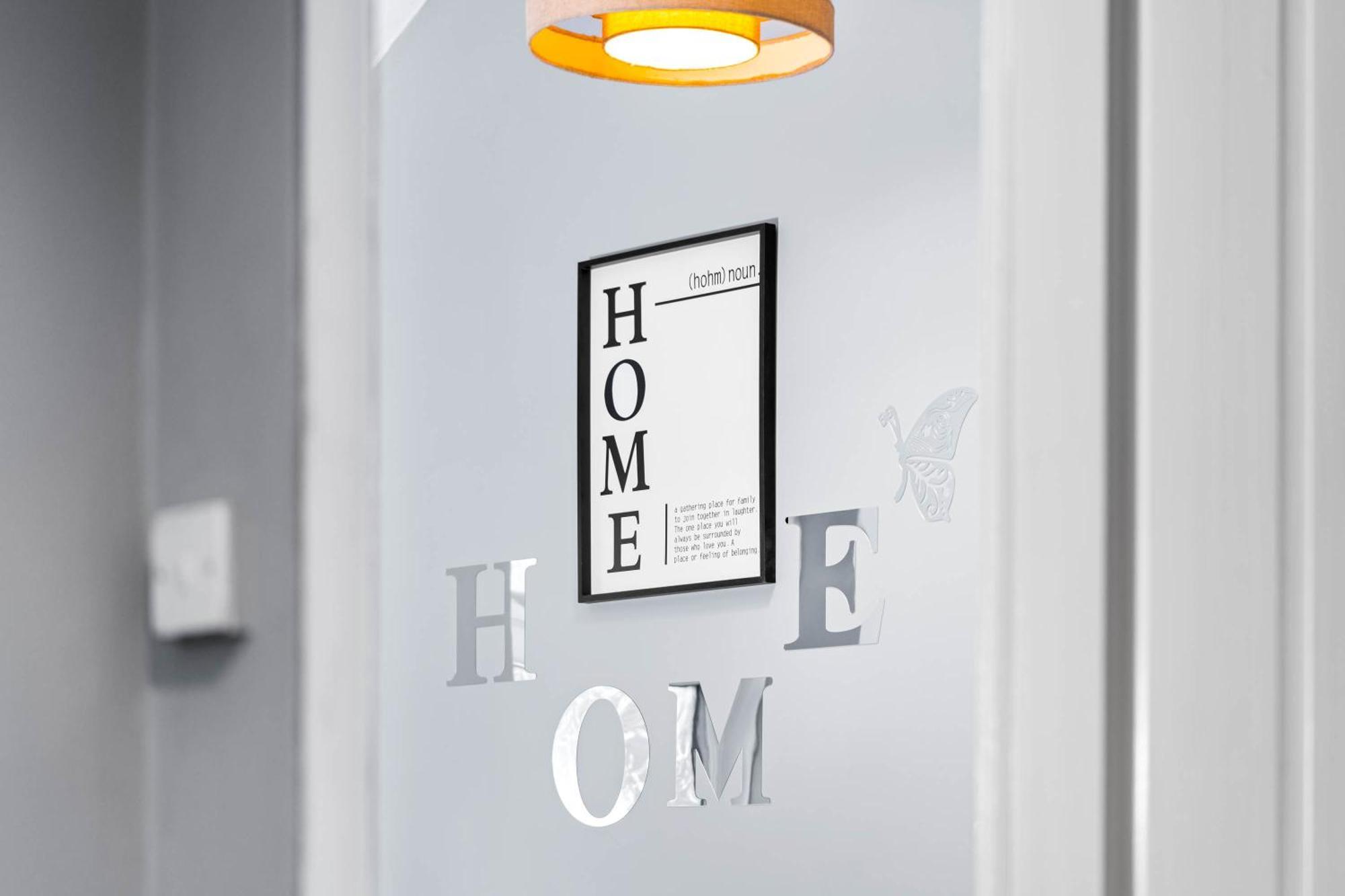 Stylish 3 Bedroom Home Away From Home برمنغهام المظهر الخارجي الصورة
